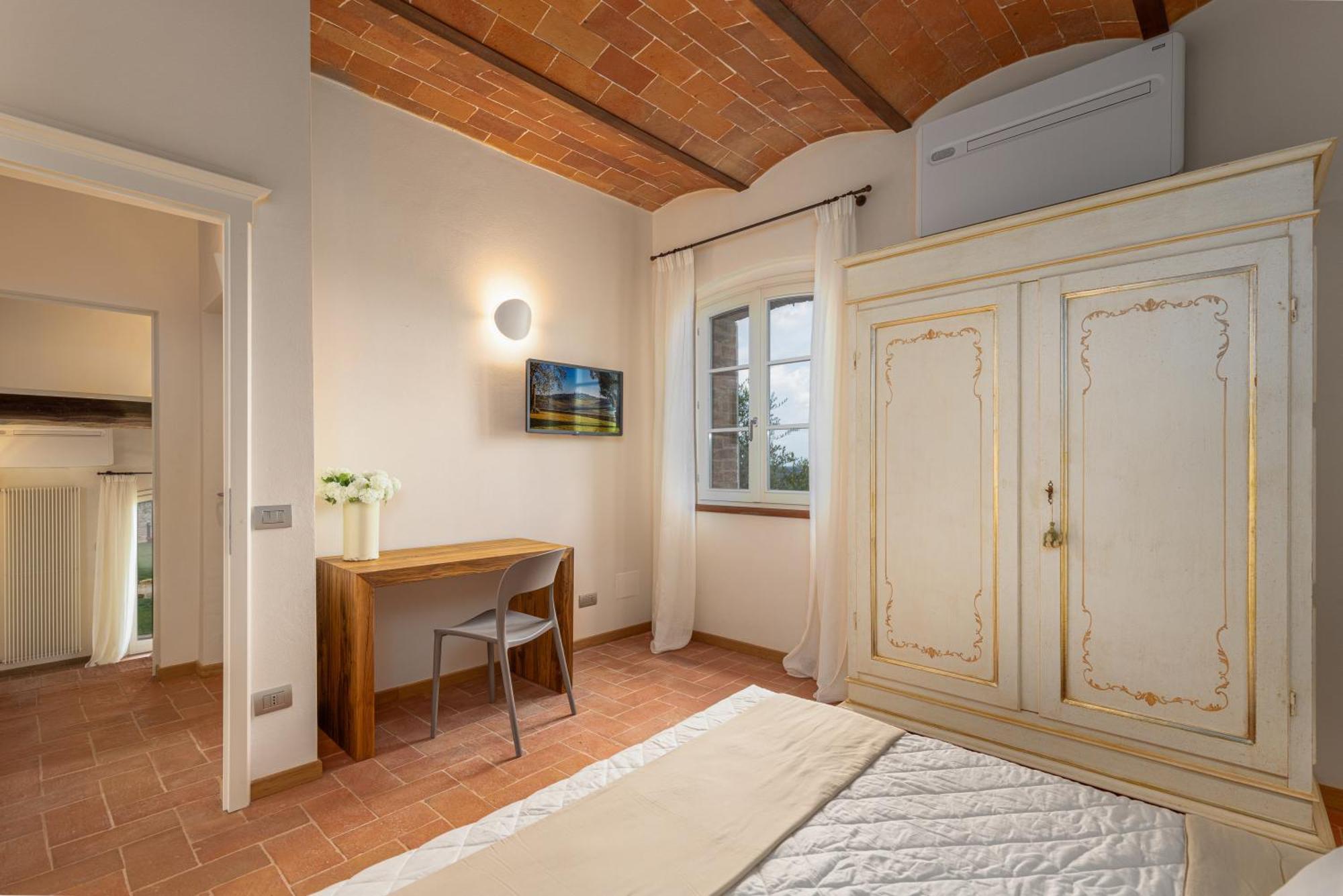 Il Castro Luxury Apartments San Gimignano Exterior photo
